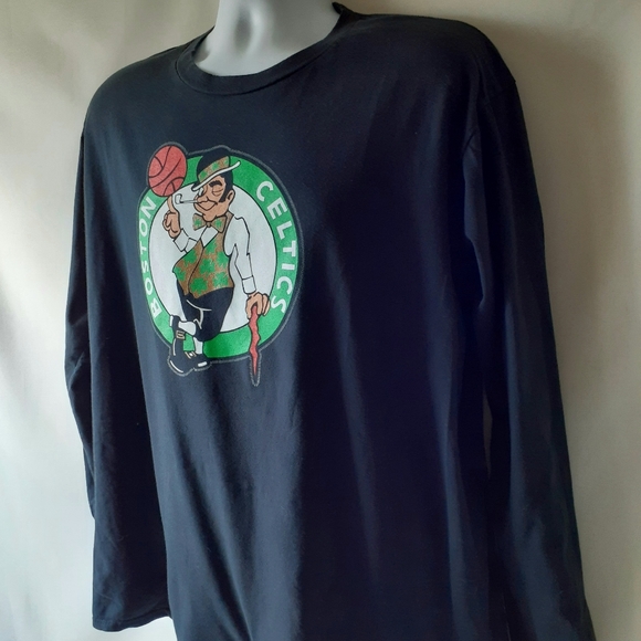 Boston Celtics #11 Kyrie Irving long sleeve shirt - Picture 2 of 8